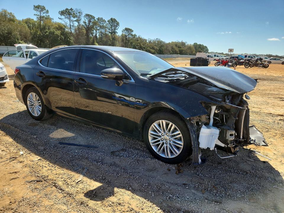2015 Lexus ES
