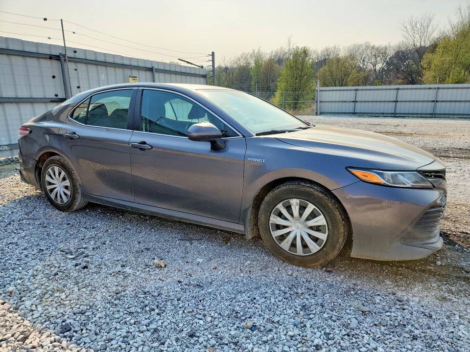 2020 Toyota Camry sola