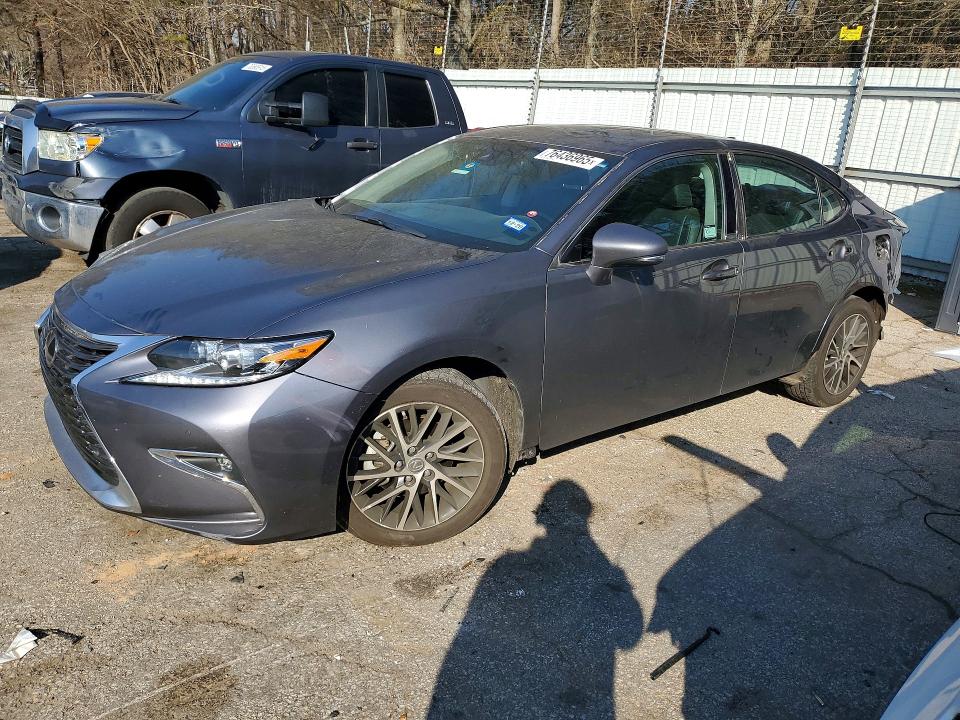 2017 Lexus ES