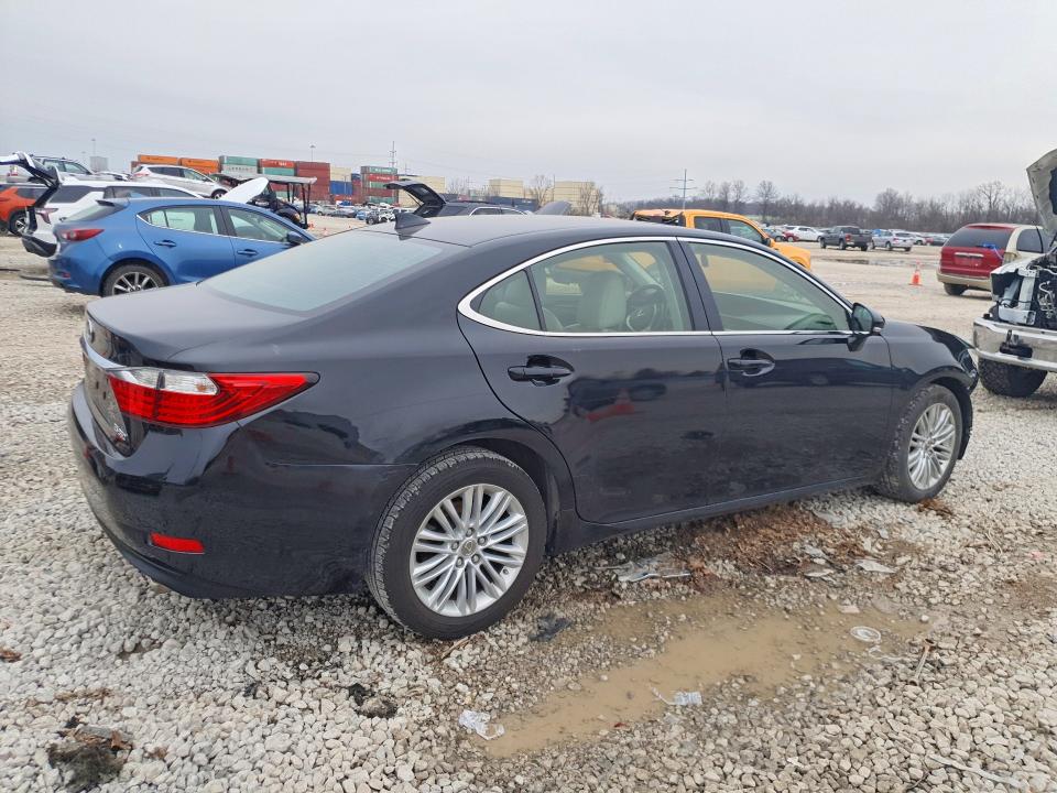 2015 Lexus ES