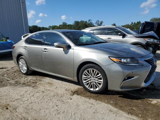 2016 Lexus ES