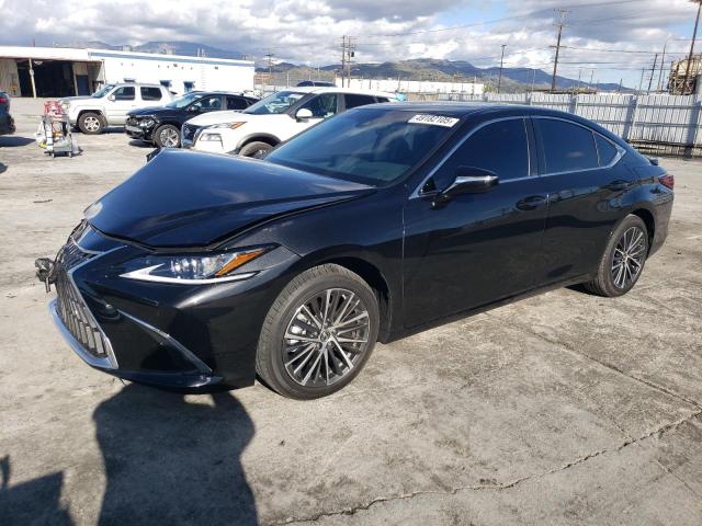 2025 Lexus Es300