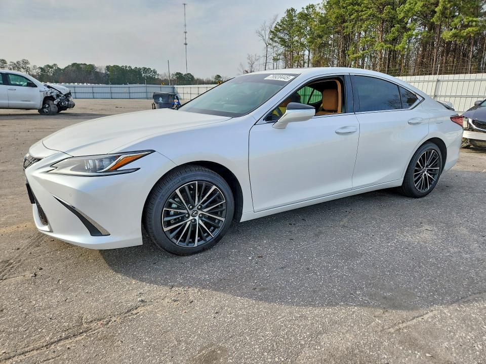 2024 Lexus ES