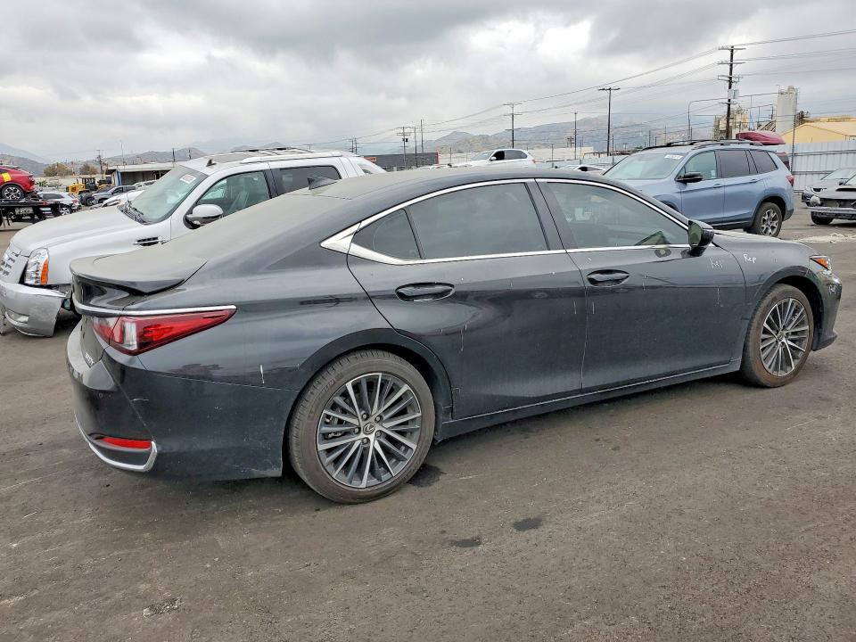 2024 Lexus ES