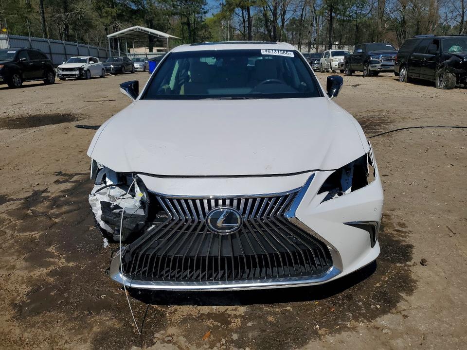 2021 Lexus ES