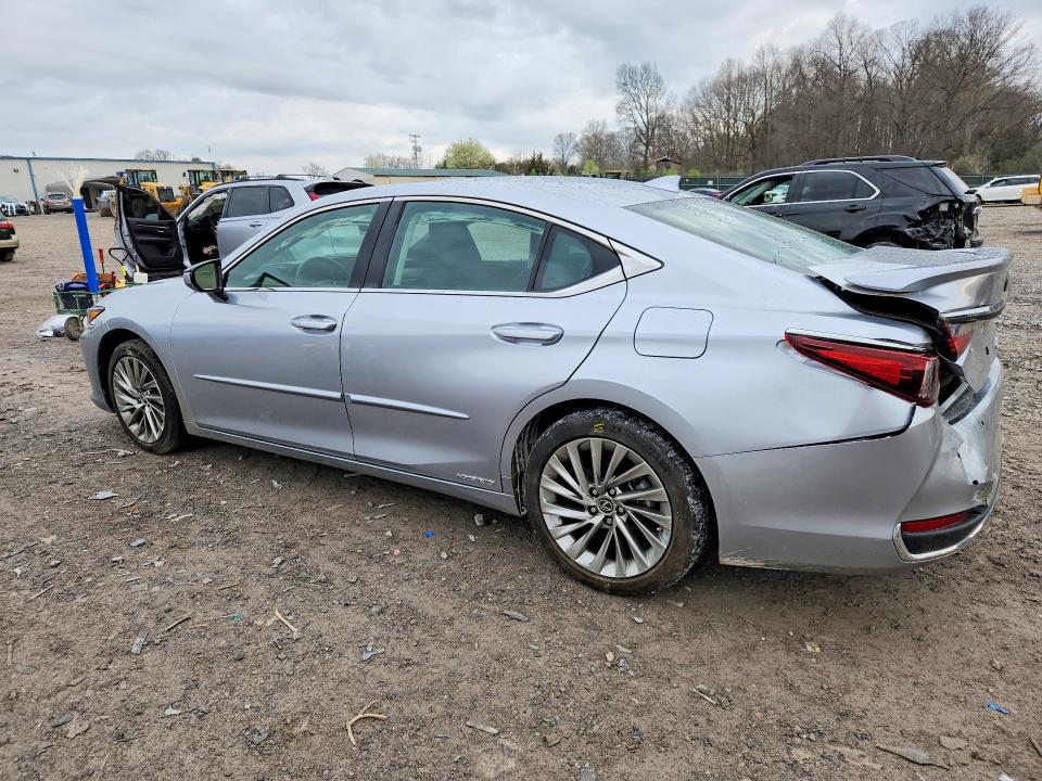 2022 Lexus ES