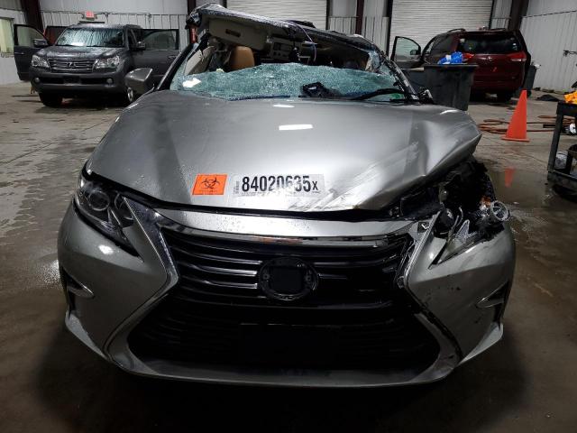2016 Lexus ES