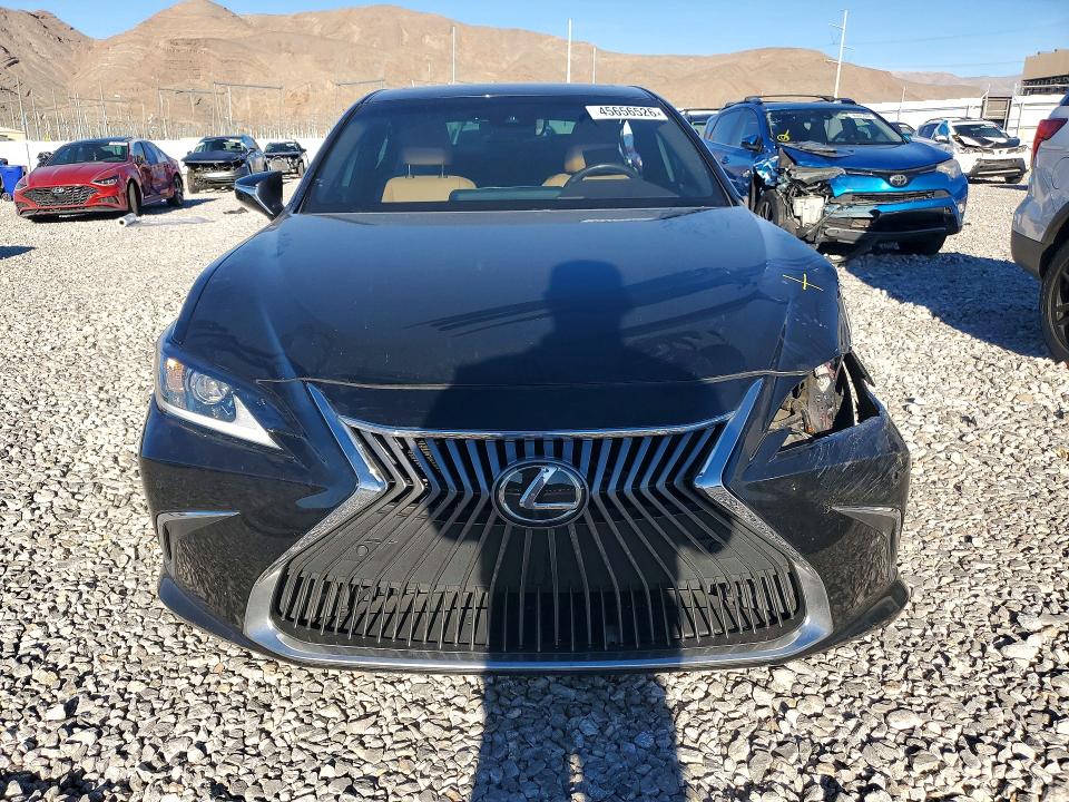 2021 Lexus ES