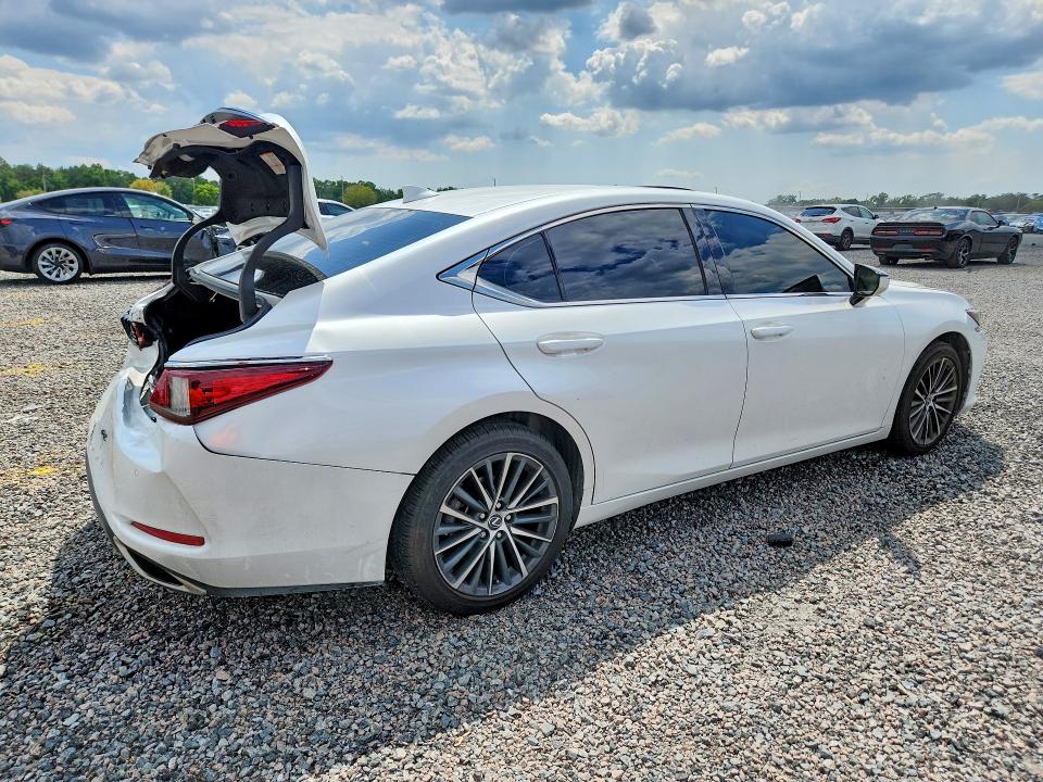 2022 Lexus ES