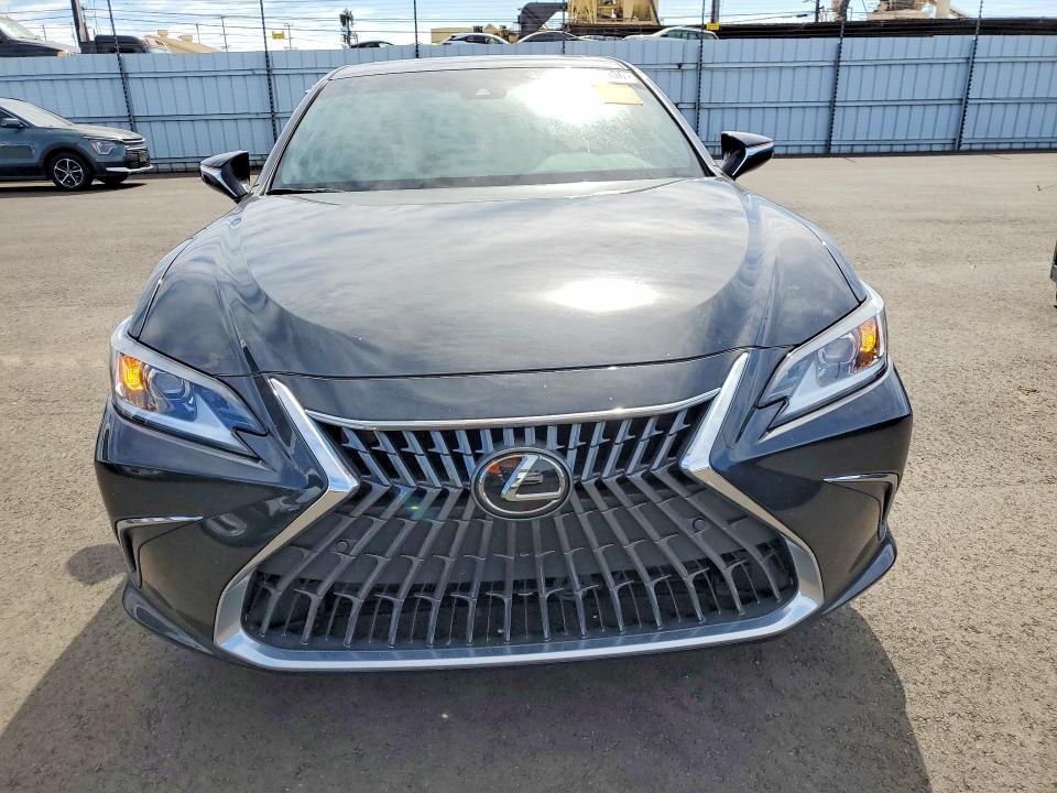 2024 Lexus ES
