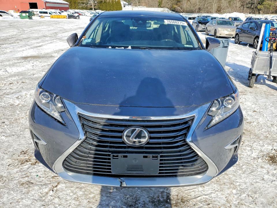 2017 Lexus ES