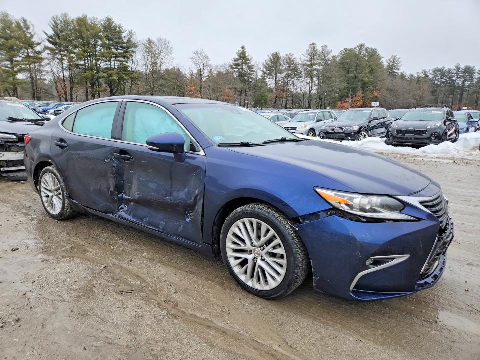 2016 Lexus ES