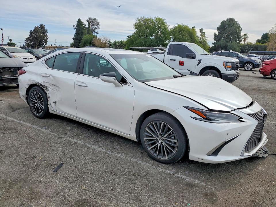 2024 Lexus ES