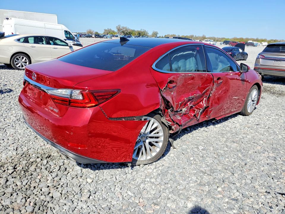 2016 Lexus ES