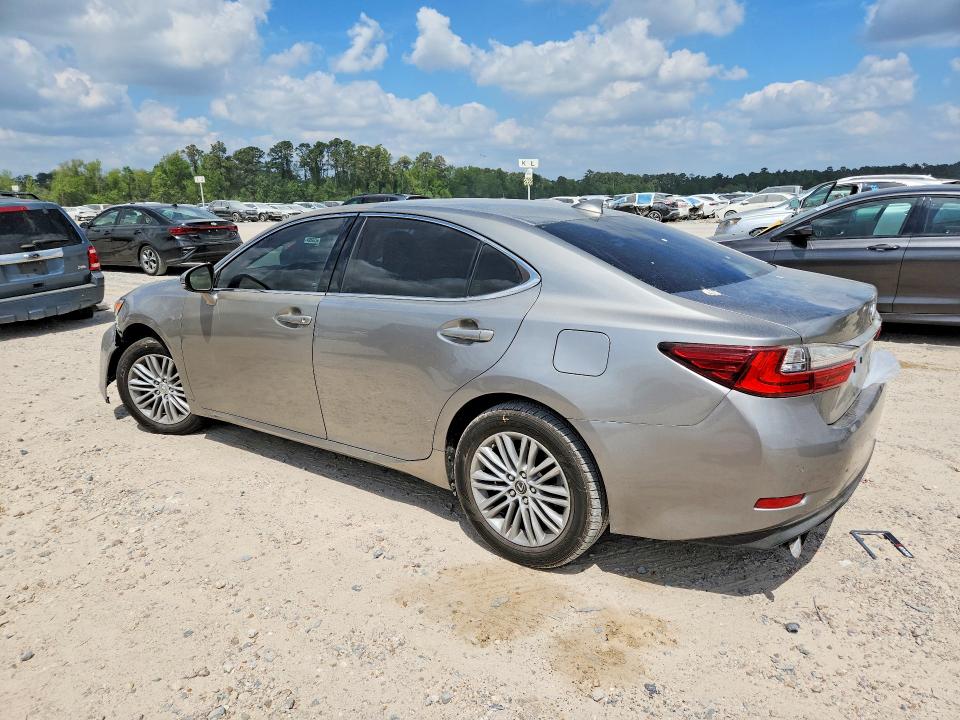 2016 Lexus ES