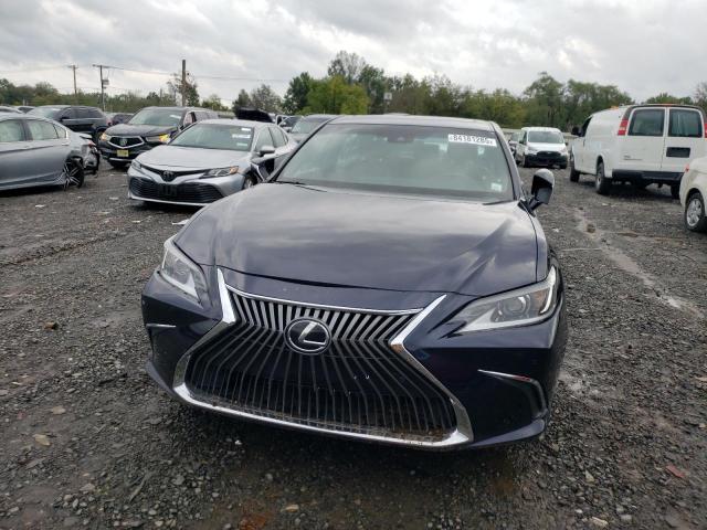 2021 Lexus ES