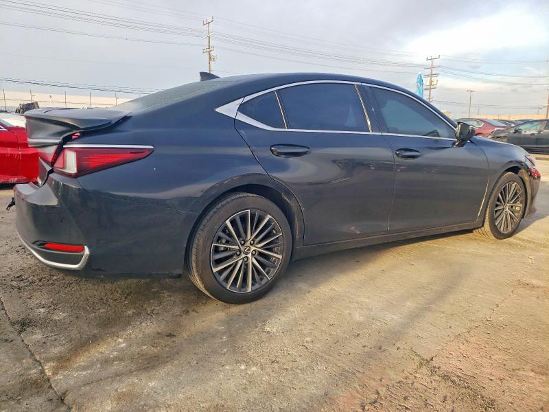 2024 Lexus ES