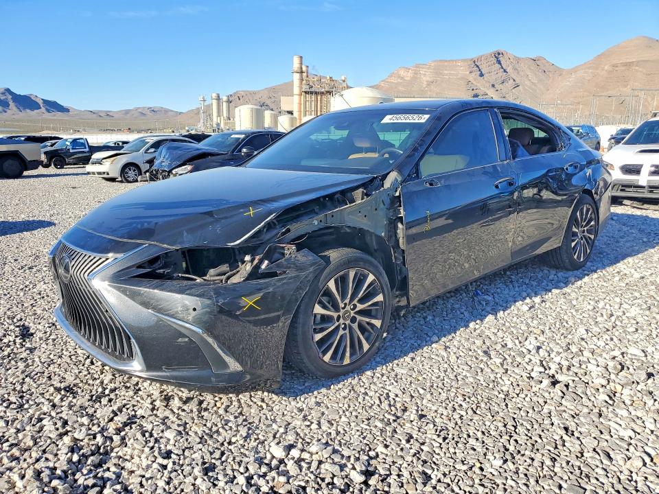 2021 Lexus ES