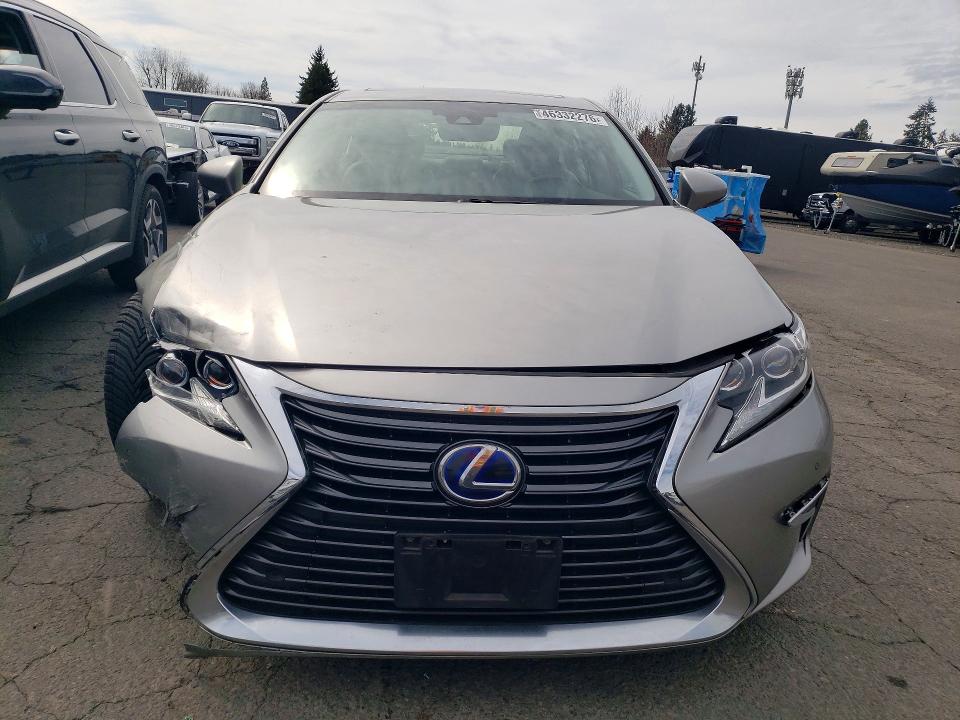 2018 Lexus ES