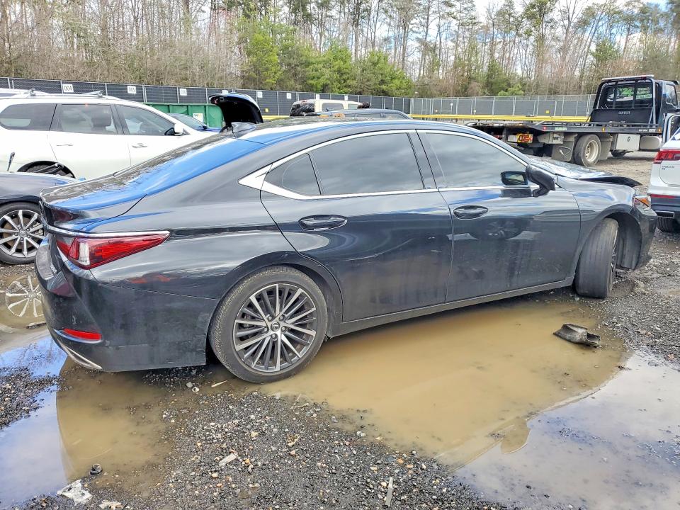 2024 Lexus ES