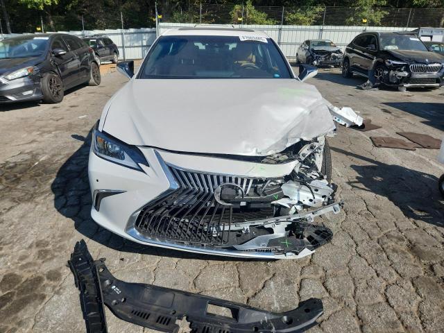 2021 Lexus ES