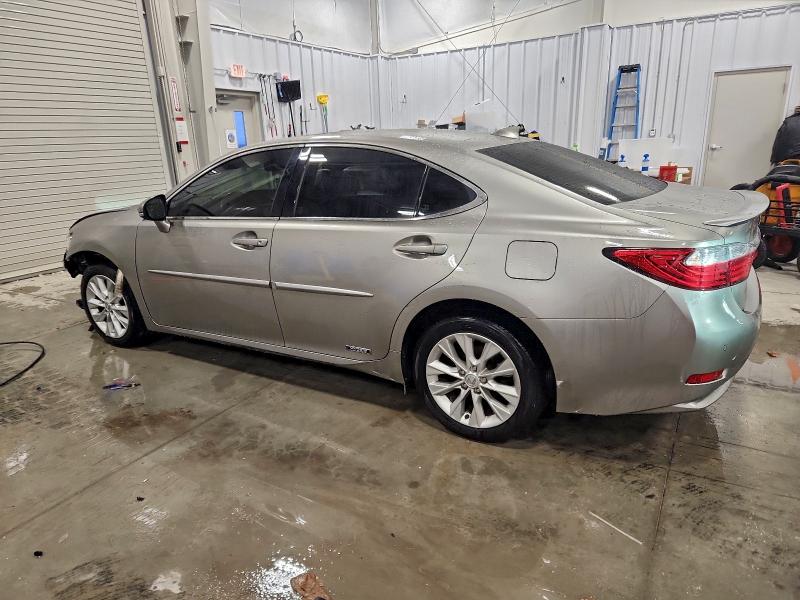 2015 Lexus ES