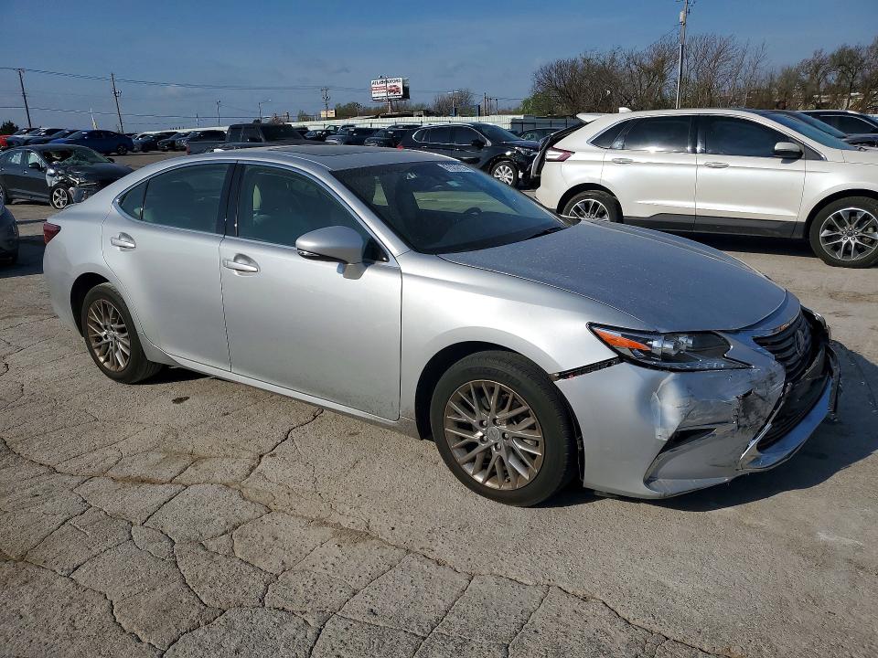 2017 Lexus ES