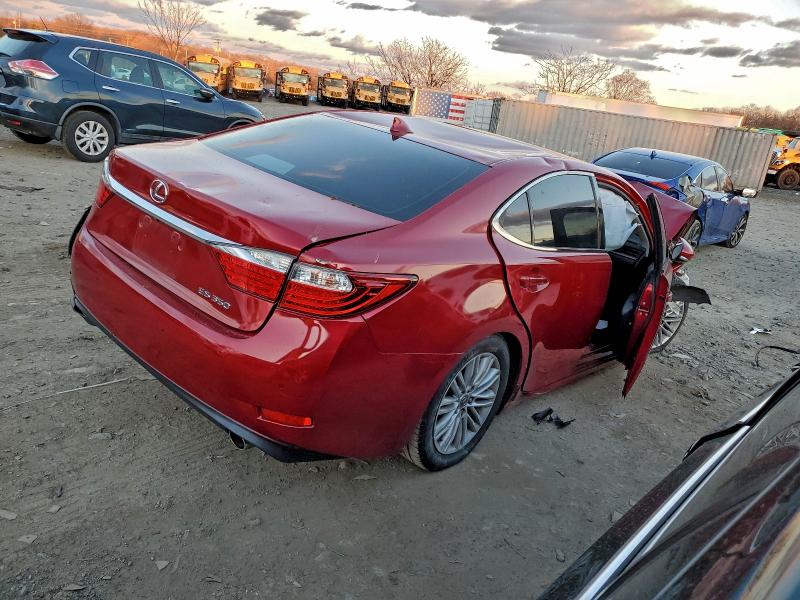 2015 Lexus ES
