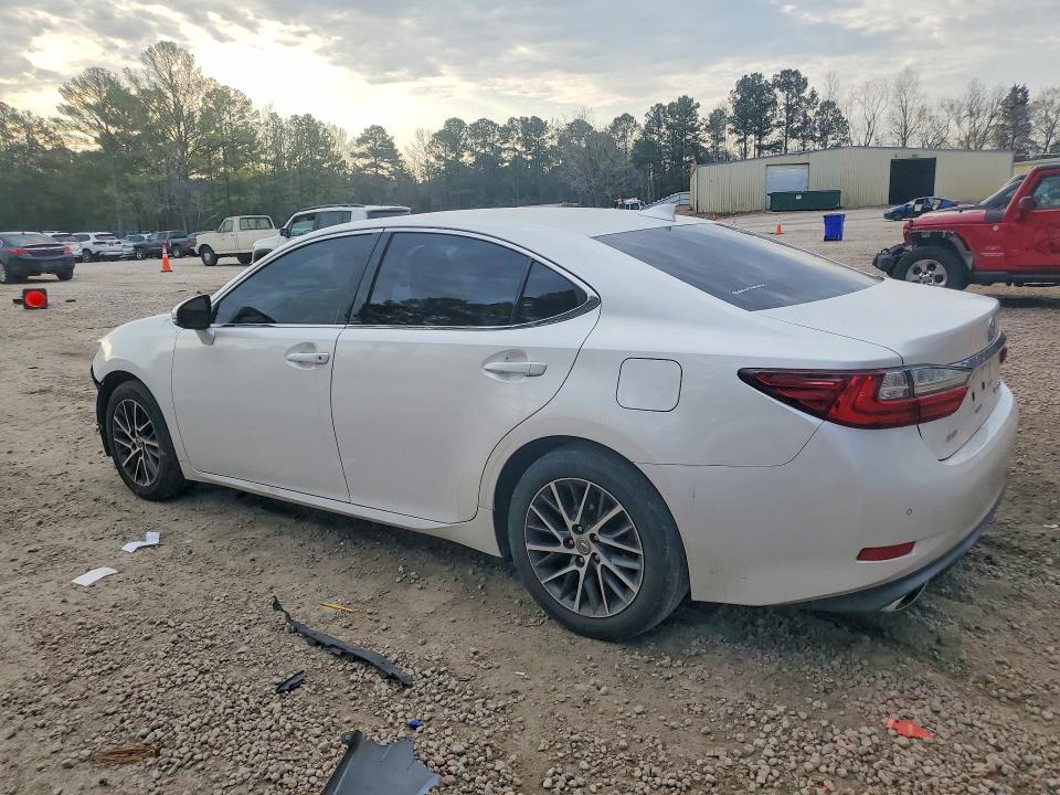 2017 Lexus ES