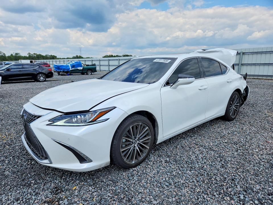 2022 Lexus ES