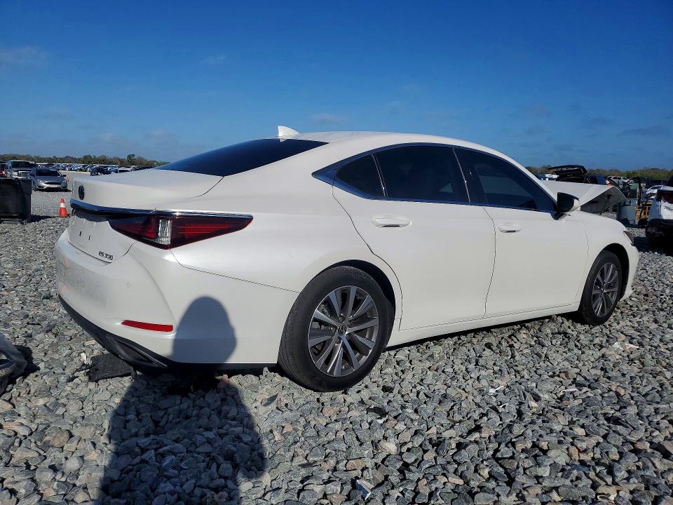 2019 Lexus ES