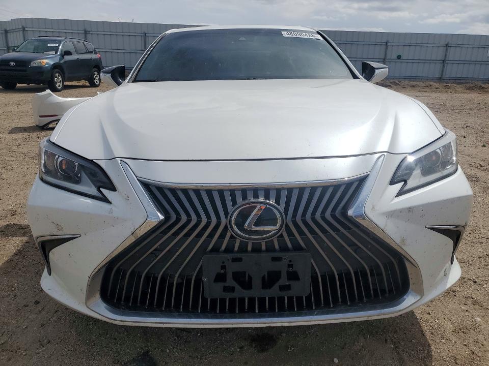 2020 Lexus ES