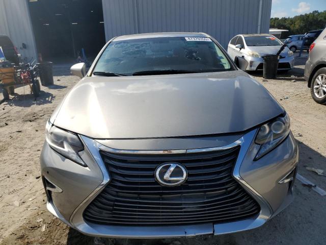 2016 Lexus ES