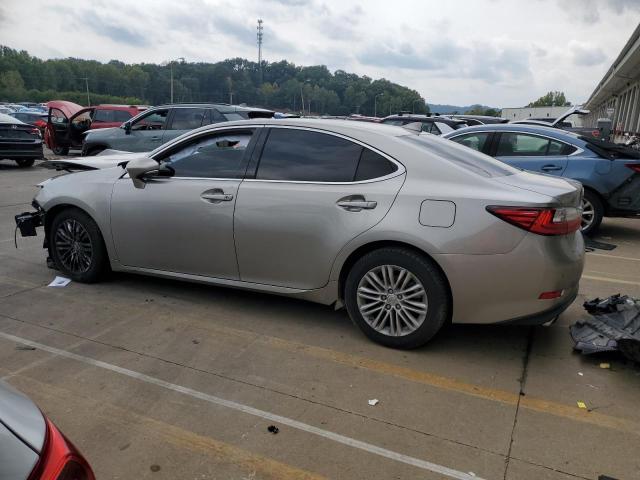 2016 Lexus ES