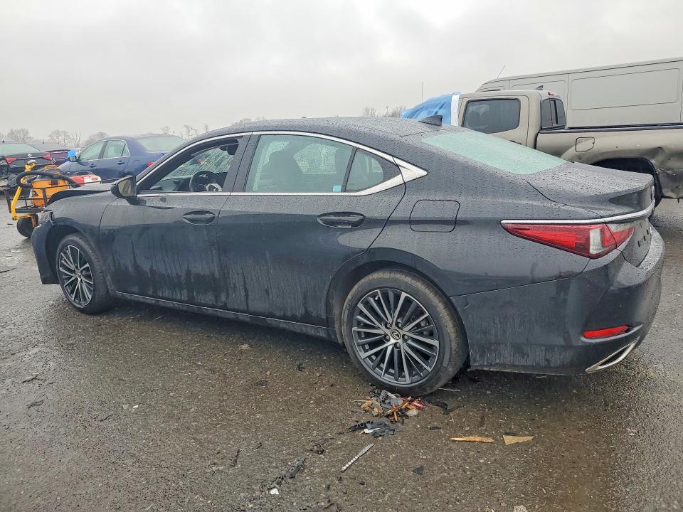 2023 Lexus ES