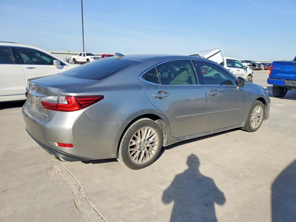 2018 Lexus ES