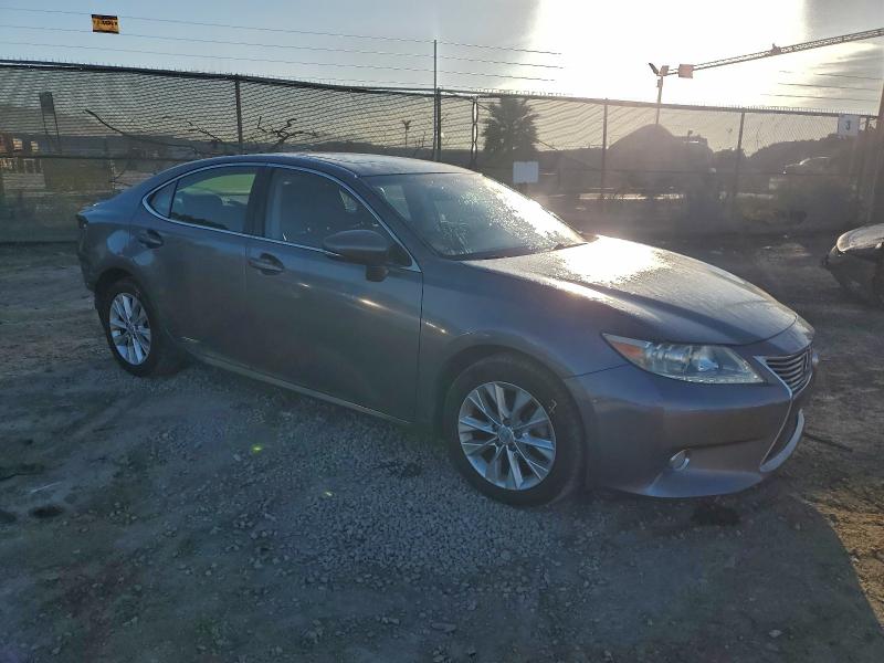 2014 Lexus ES