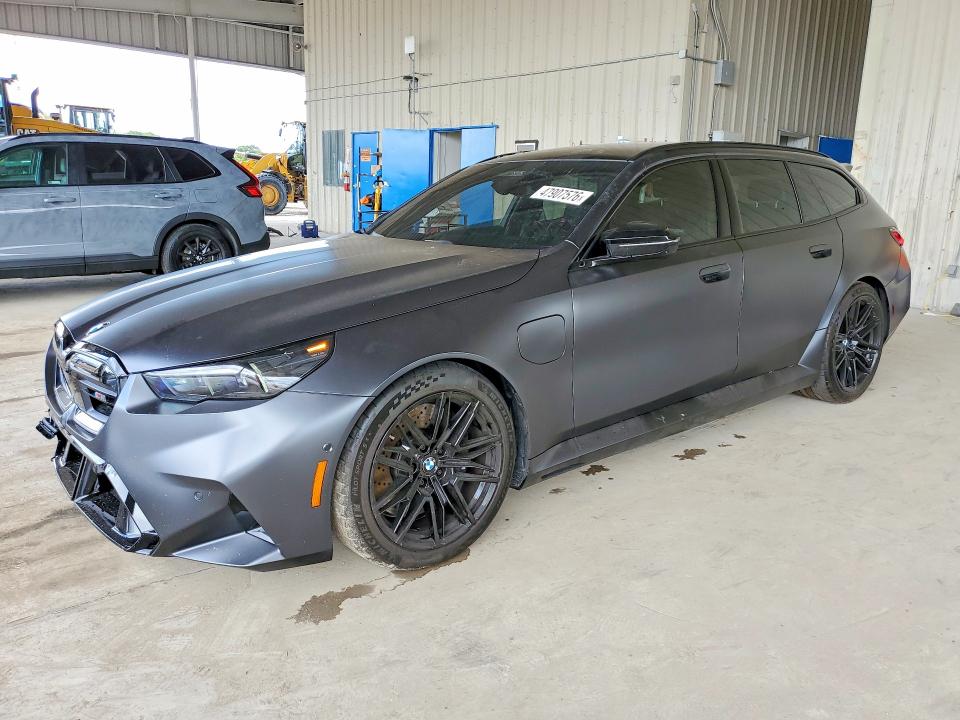 2026 BMW M5