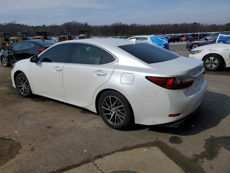 2018 Lexus ES