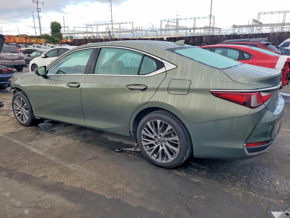 2021 Lexus ES