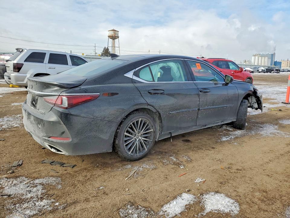 2022 Lexus ES