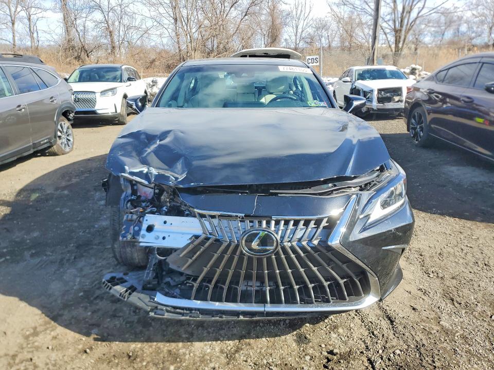 2024 Lexus ES