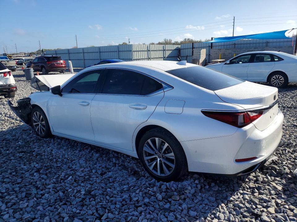 2019 Lexus ES