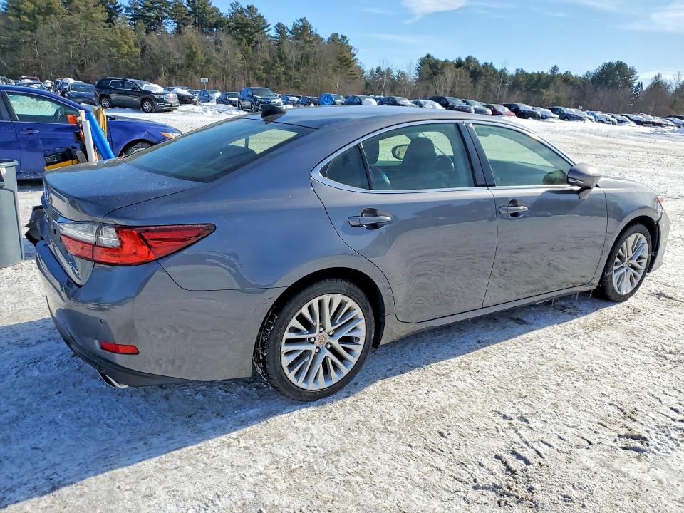 2017 Lexus ES