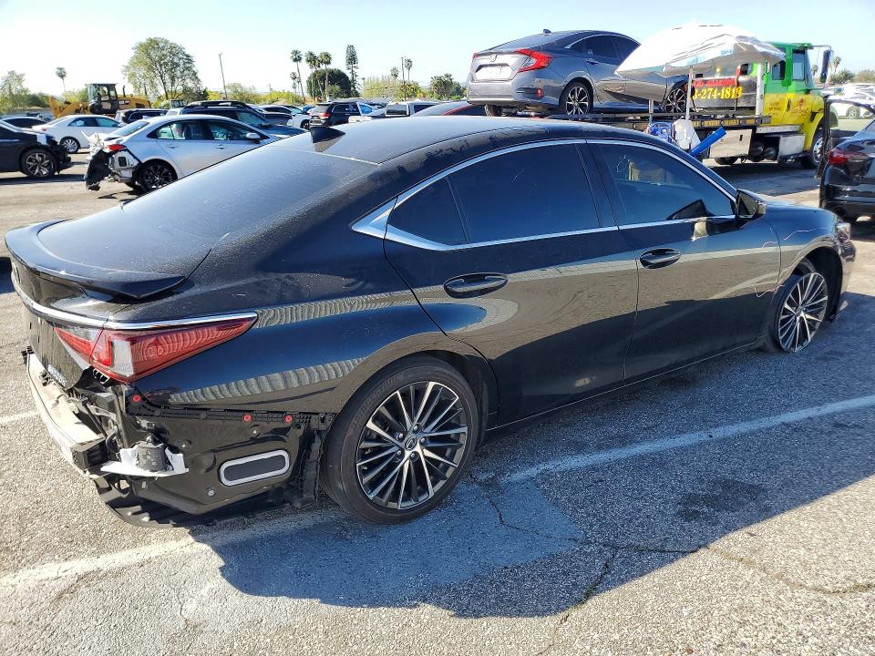 2023 Lexus ES