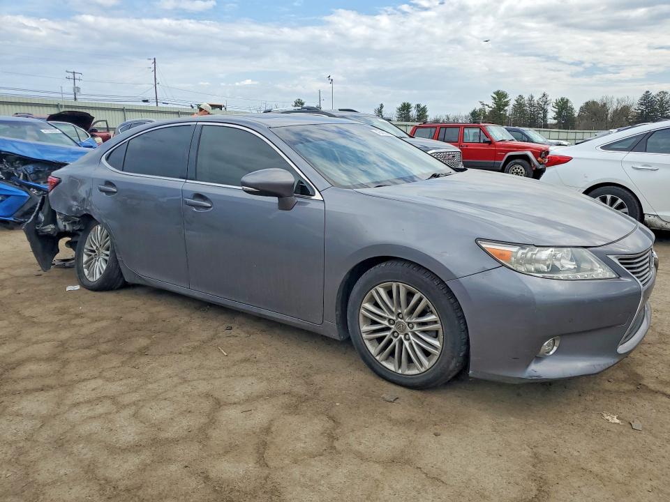 2014 Lexus ES