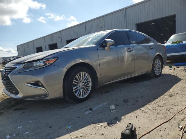 2016 Lexus ES