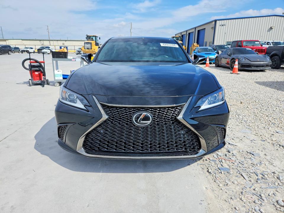 2023 Lexus ES