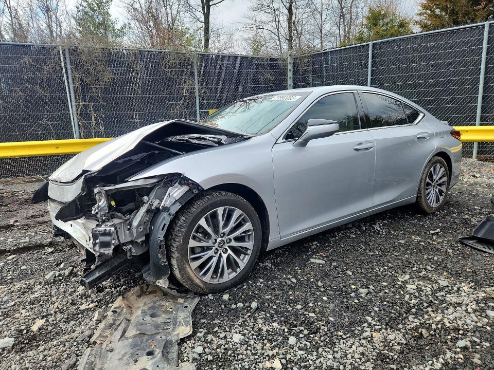 2020 Lexus ES