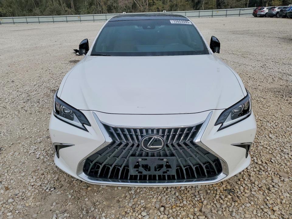 2025 Lexus ES
